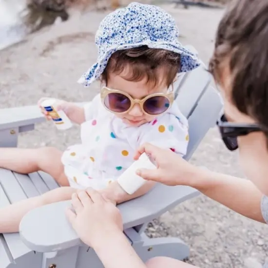 Mustela Mineral Baby Sunscreen Stick - SPF 50 - 0.6oz image {6}