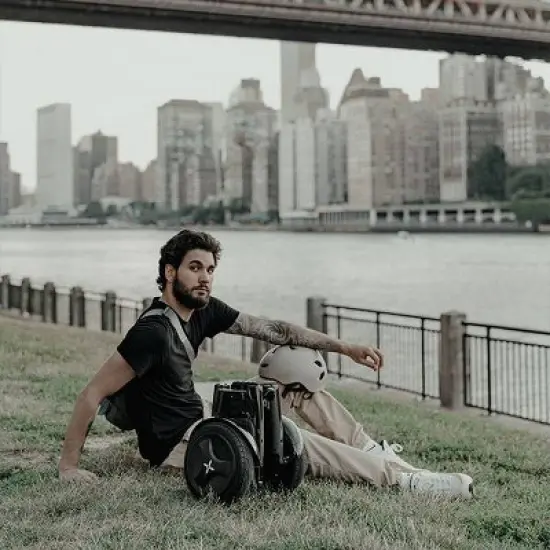 Hover-1 Rogue Hoverboard image {2}