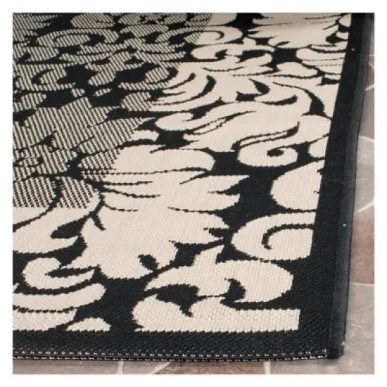 Violetta Outdoor Rug - Safavieh image {2}