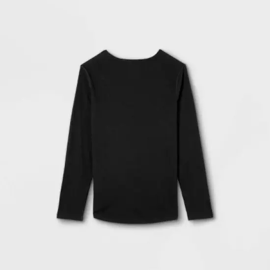 Men's Relaxed Fit Long Sleeve Adaptive T-Shirt - Goodfellow & Co&trade; image {1}