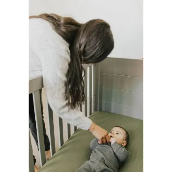 Little Unicorn Cotton Muslin Crib Sheet image {1}