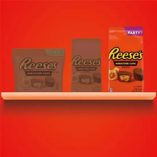 Reese's Miniatures Milk Chocolate Peanut Butter Cups Candy - 35.6oz image {6}