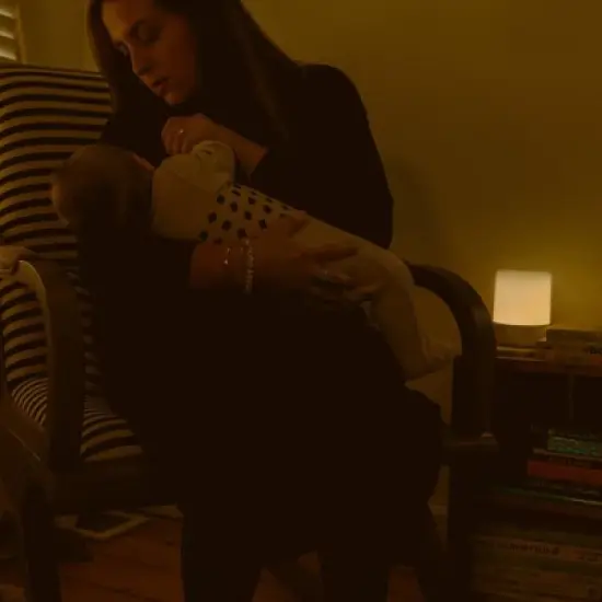 Nanit Sound Machine & Night Light - White image {8}