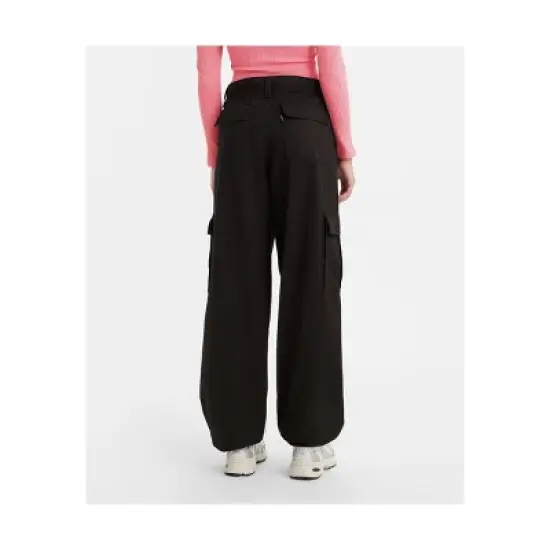Levi's&reg; Women's Mid-Rise 94's Baggy Cargo Wide Leg Jeans image {2}