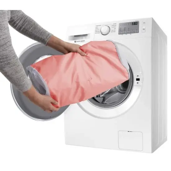 Dream On Me Traveler Portable, Lightweight and Breathable Mesh Design, Easy to Clean and Fold Baby Bassinet - Carry Bag Included image {5}