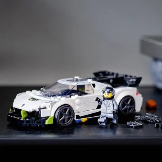 LEGO Speed Champions Koenigsegg Jesko Racing Car Toy 76900 image {1}