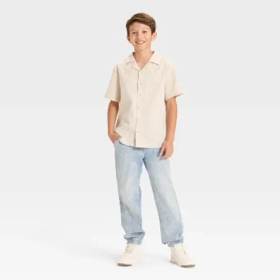 Boys' Short Sleeve Woven Button-Down Shirt - art class&trade; image {2}