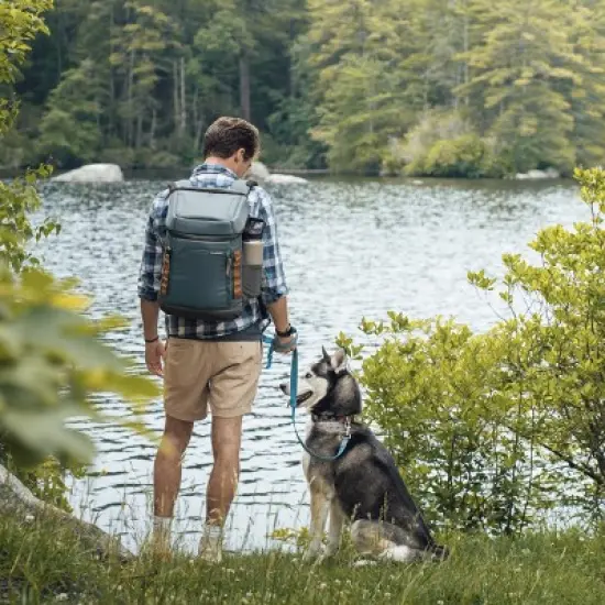 CleverMade Pacifica 15qt Insulated Leak Resistant Backpack Cooler with Bottle Opener image {4}
