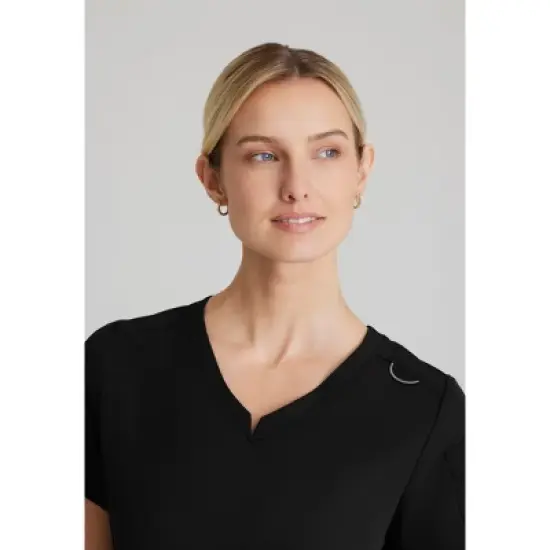 Skechers Vitality By Barco Women's Aura 3-Pocket Notched V-Neck Scrub Top image {4}