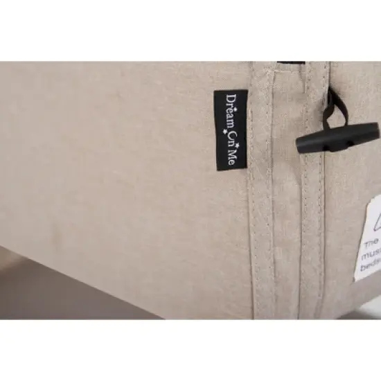 Dream On Me Lilly Bassinet & Bedside Sleeper image {11}