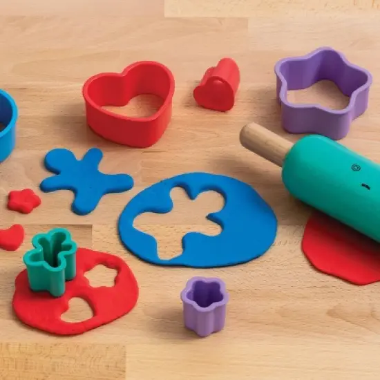 FAO Schwarz Make-Believe Bakery Oven Cookie Decorating Clay Play Set image {4}