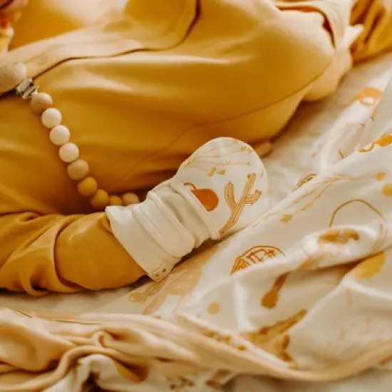 Goumikids Viscose Made from Bamboo + Organic Cotton Stay-On Mitts image {2}