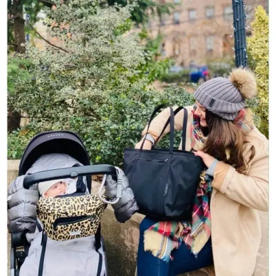 Colugo Baby Diaper Tote Bag image {5}