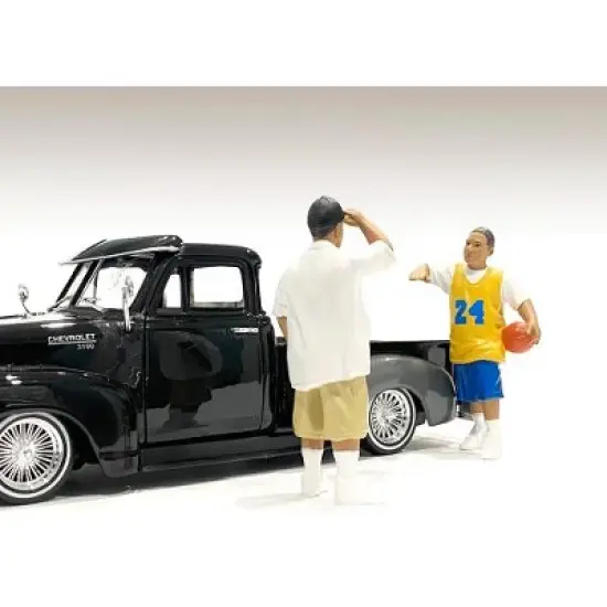 "Lowriderz" Figurine II for 1/24 Scale Models by American Diorama image {2}