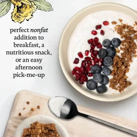 siggi's Nonfat Vanilla Icelandic-Style Skyr Yogurt - 4pk/5.3oz Cups image {5}