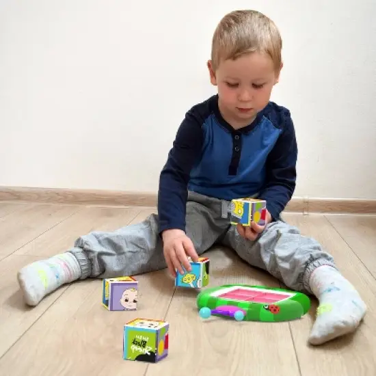 CoComelon Musical Clever Blocks image {5}