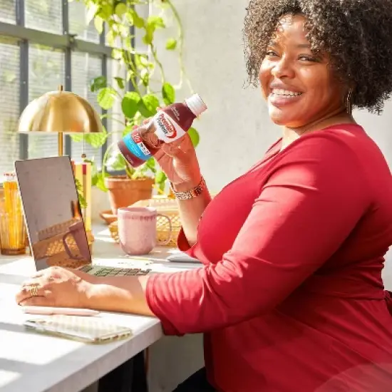 Premier Protein Nutritional Shake - Strawberries & Cream - 11.5 fl oz/12pk image {2}