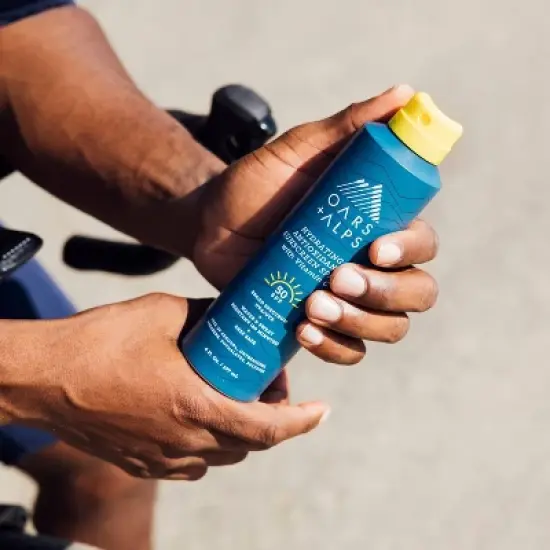 OARS + ALPS Sunscreen Spray - SPF 50 - 6oz image {4}