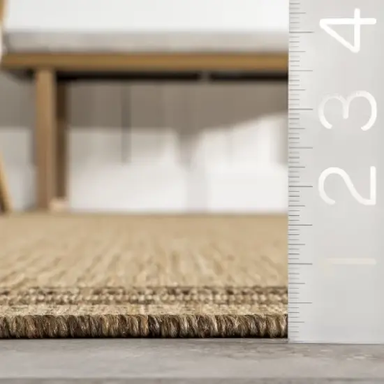 nuLOOM Rasha Classic Border Indoor/Outdoor Patio Area Rug image {2}