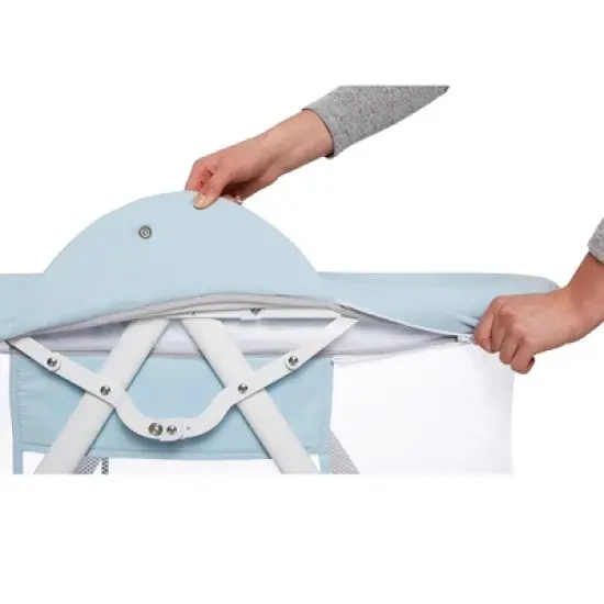 Dream On Me JPMA Certified Poppy Traveler Portable Bassinet image {5}