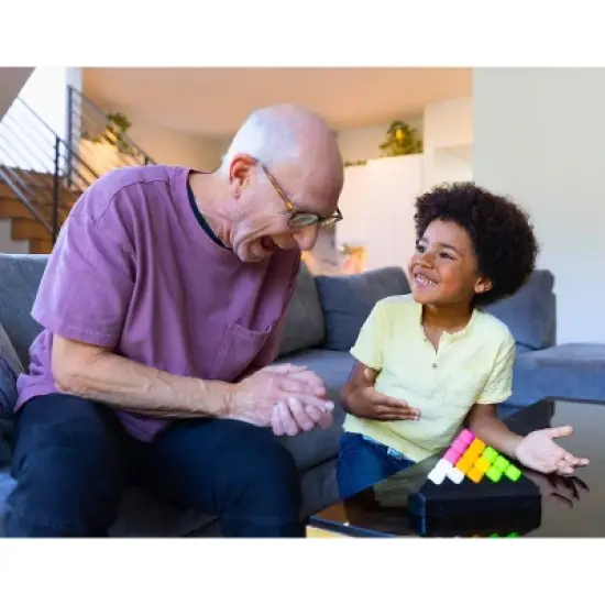 Educational Insights Kanoodle Pyramid Board Game image {3}