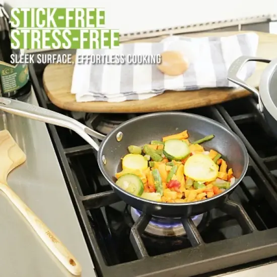 TECHEF Onyx - 8" Nonstick Frying Pan image {1}
