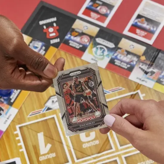 Monopoly Prizm: NBA Edition Game image {11}
