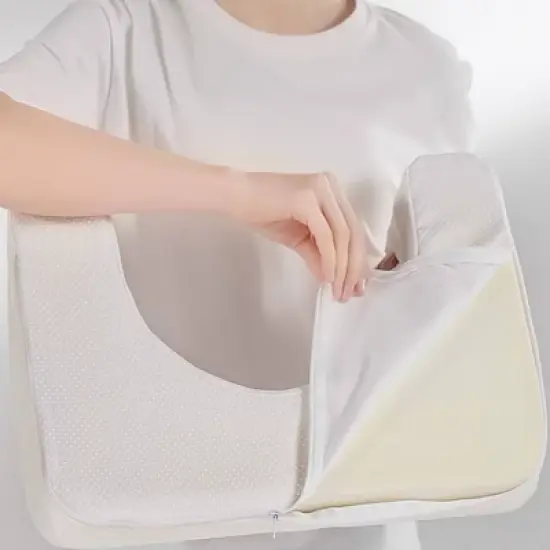 Comfort Soft and Ergonomic Toilet Footstool with Cushion - LUXE Bidet image {3}