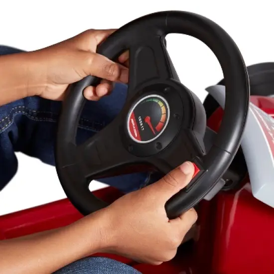 Radio Flyer 6V Kids' Grow Kart Powered Ride-On image {3}