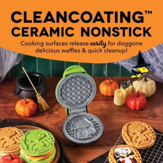 Peanuts x Dash Snoopy Vampire Mini Waffle Maker image {4}