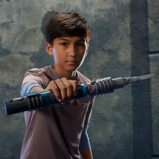 Star Wars Lightsaber Forge Ultimate Mandalorian Masterworks Set image {9}