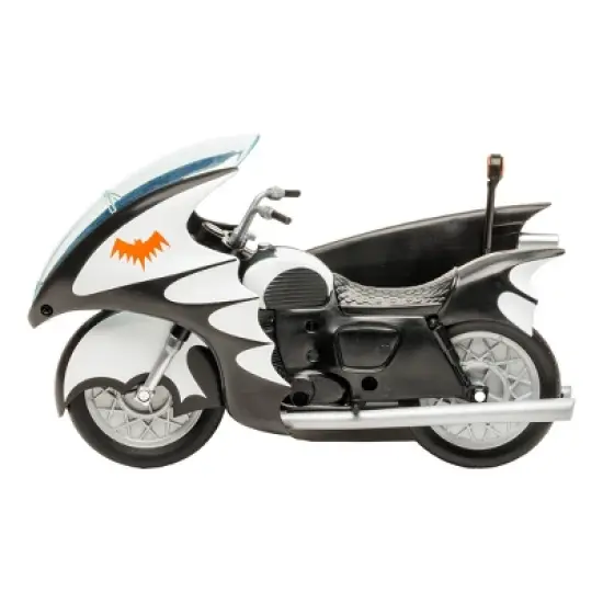 DC Retro Batman 66 Batcycle with Sidecar Vehicle Accessory image {5}