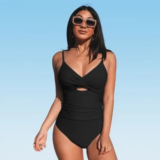 Women's Twist Front Cutout One Piece Swimsuit -Cupshe image {6}