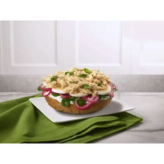 Bumble Bee Solid White Albacore Tuna in Vegetable Oil - 5oz image {9}