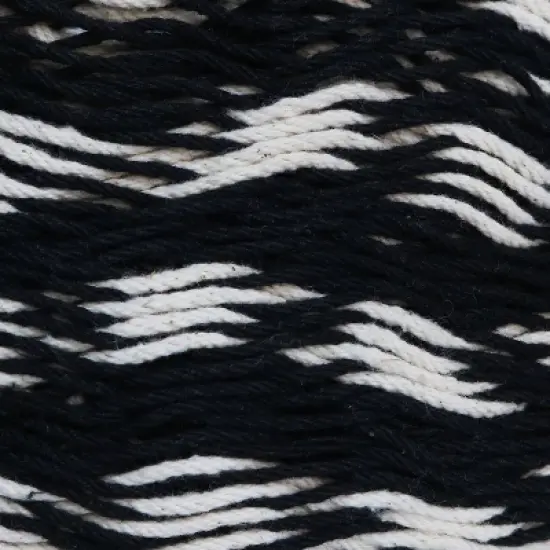 Sunnydaze Heavy-Duty Handwoven  XXL Mayan Family Hammock with Thick Cord - 880 lb Weight Capacity image {3}