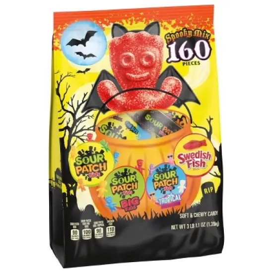 Halloween Sour Patch Kids & Swedish Fish - 49.12oz image {4}