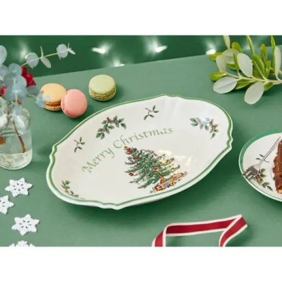 Spode Christmas Tree Oval Festive Tray - 6-Inch Rectangular Earthenware Serving Tray, Holiday Tableware - Dishwasher, Microwave, Oven Safe image {4}