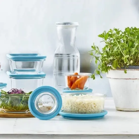 Bormioli Rocco Frigoverre Future 14.25 oz. Square Food Storage Container, Made From Durable Glass, Dishwasher Safe, Made In Italy,Clear/Teal Lid image {1}