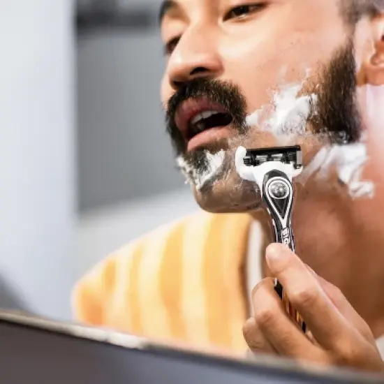 BiC Flex Refillable Razors - 1 Handle + 7 Razors image {10}