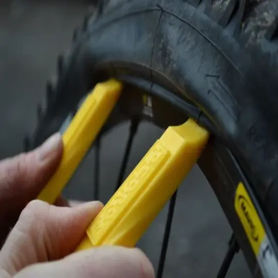 Pedro's Tire Lever Pair, Yellow image {3}