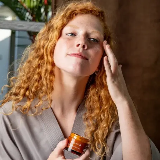 Tree To Tub Anti Aging Hyaluronic Acid & Retinol Night Cream image {2}