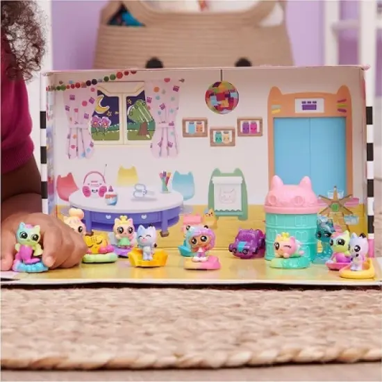 Gabby&rsquo;s Dollhouse, Meow-mazing Mini Figures 12-Pack image {2}