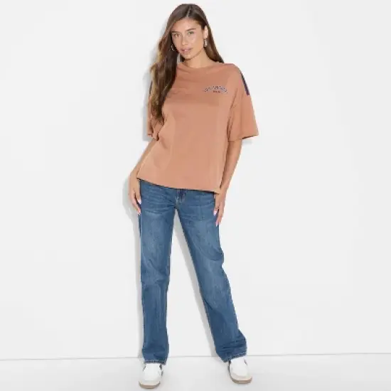 Women's LA Oversized Short Sleeve Graphic T-Shirt - Brown image {3}