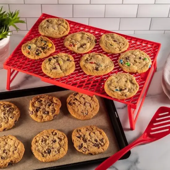 Hutzler Coolwave Stackable Cooling Rack, 15 x 10 Inches, Collapsible Baking Rack, BPA Free image {3}