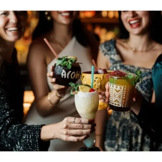 Trader Vic's the Original Mai Tai for Cocktail Mixes 32 Fl. Oz. / 946 Ml. image {8}