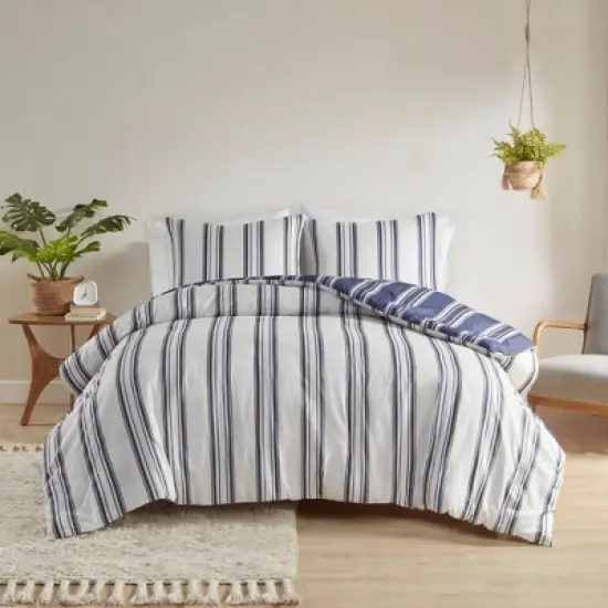 Intelligent Design 3pc Avery Striped Reversible Comforter & Sham Set image {8}