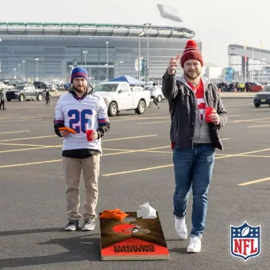 NFL Cleveland Browns 2'x4' Wood Cornhole Set image {6}