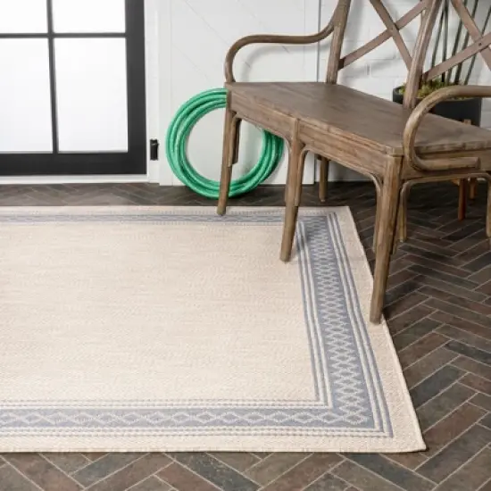 Lucia Classic Diamond Border Indoor/Outdoor Area Rug - JONATHAN Y image {3}
