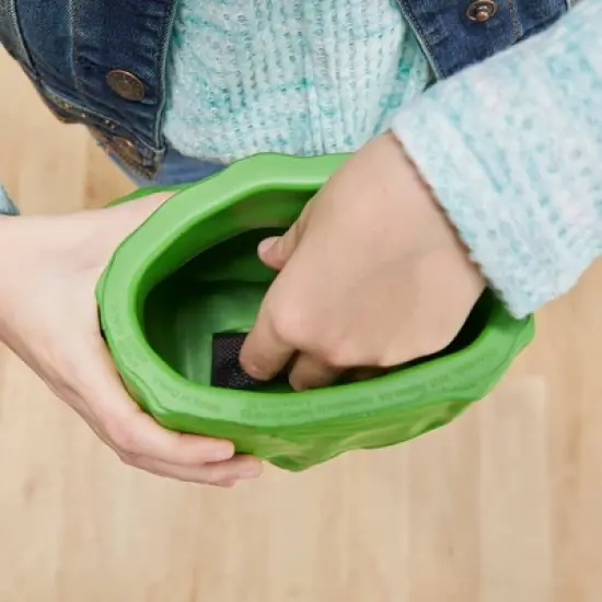 Marvel Avengers Hulk Gamma Smash Role Play Fists image {4}