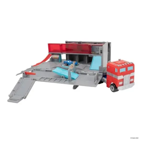 Micro Machines Optimus Prime Transformers Hauler Playset image {3}